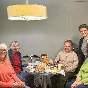 Cafe Community with Julie